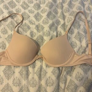 Victoria Secret Nude Bra